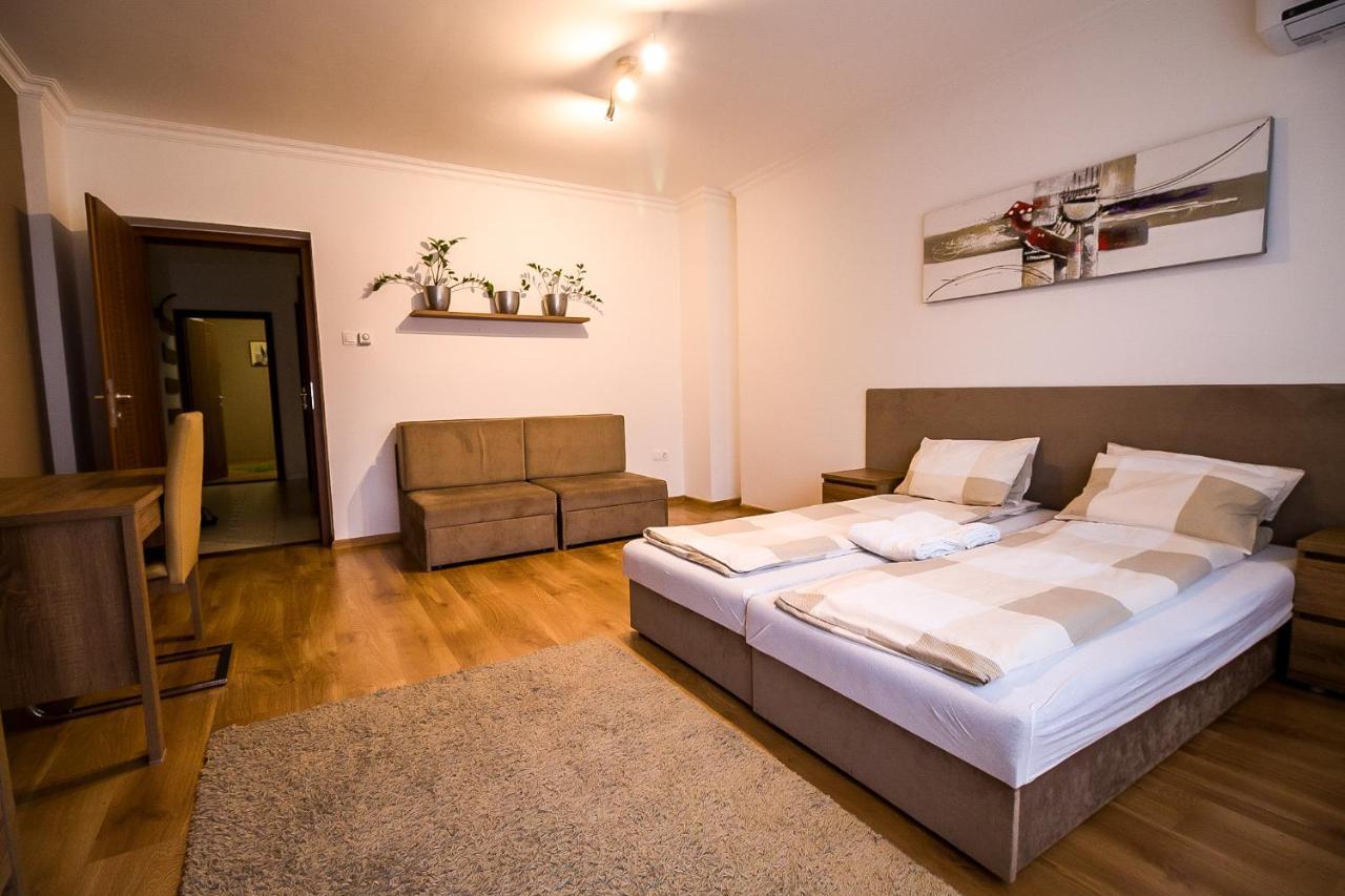 Thermal Next II Weninger Apartman Кишкунхалаш Экстерьер фото