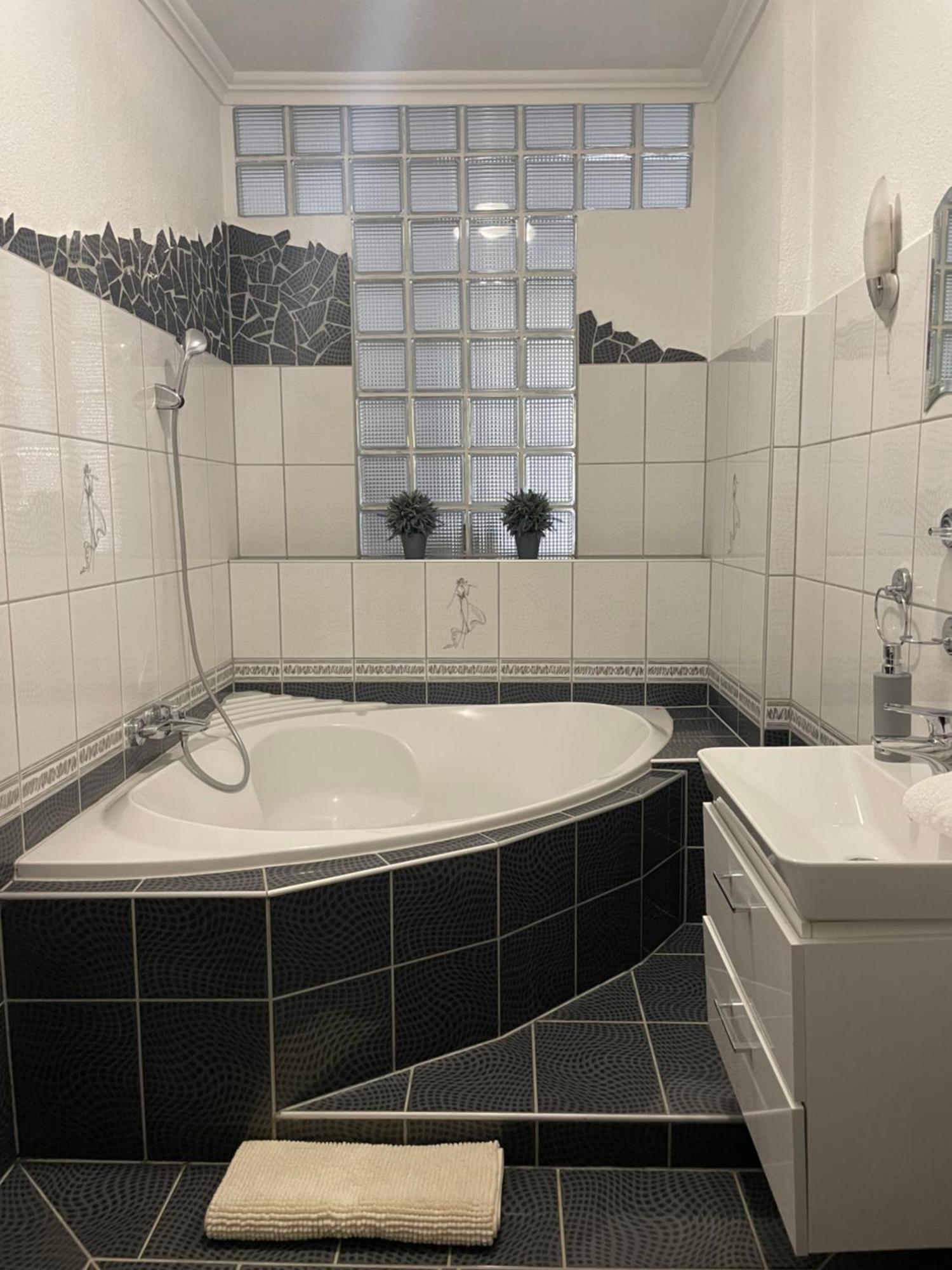 Thermal Next II Weninger Apartman Кишкунхалаш Экстерьер фото